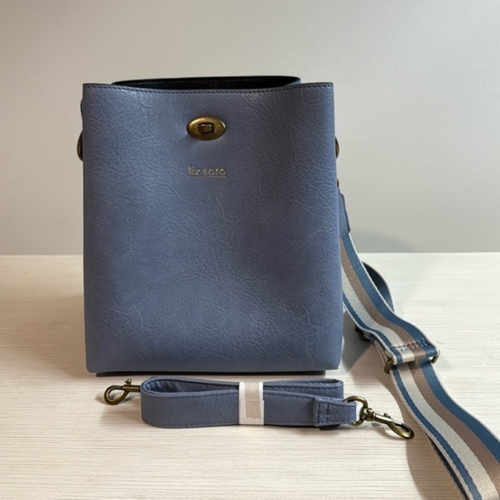 LIZ SOTO LOLA CROSSBODY DENIM 59075
SOLD OUT